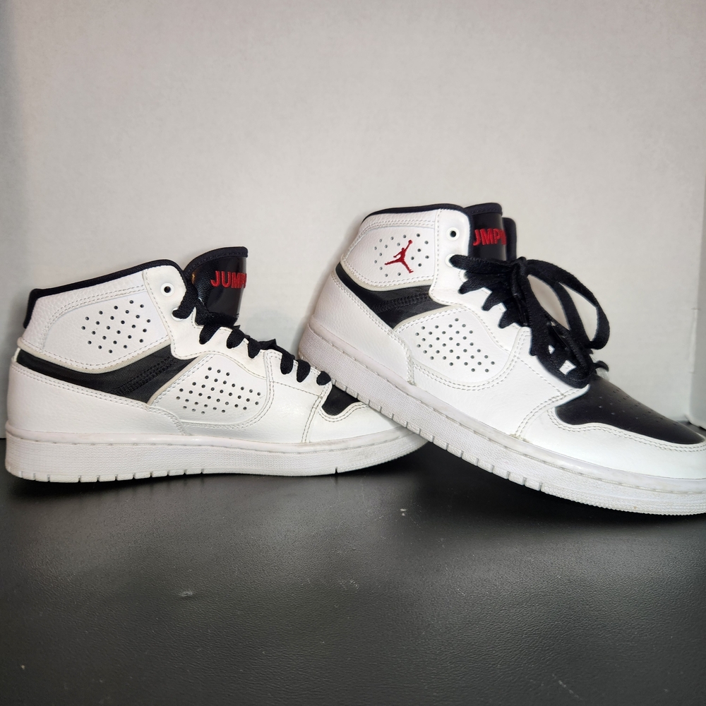 Youth Size 6.5 NIKE Air Jordan Access AR3762-101 Jumpman Basketball Shoes White